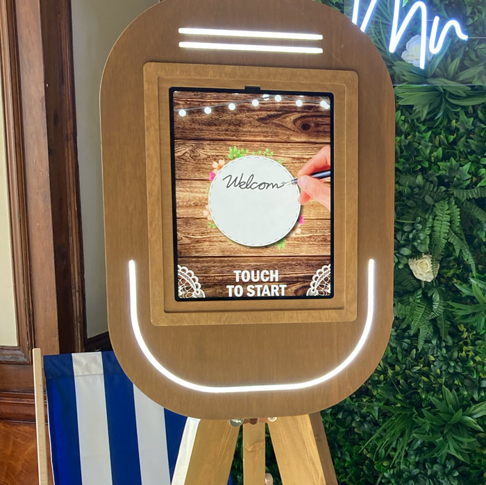 Packages & Pricing | Funny Photo Booth 2 Deluxe Vintage Selfie Pod hire
